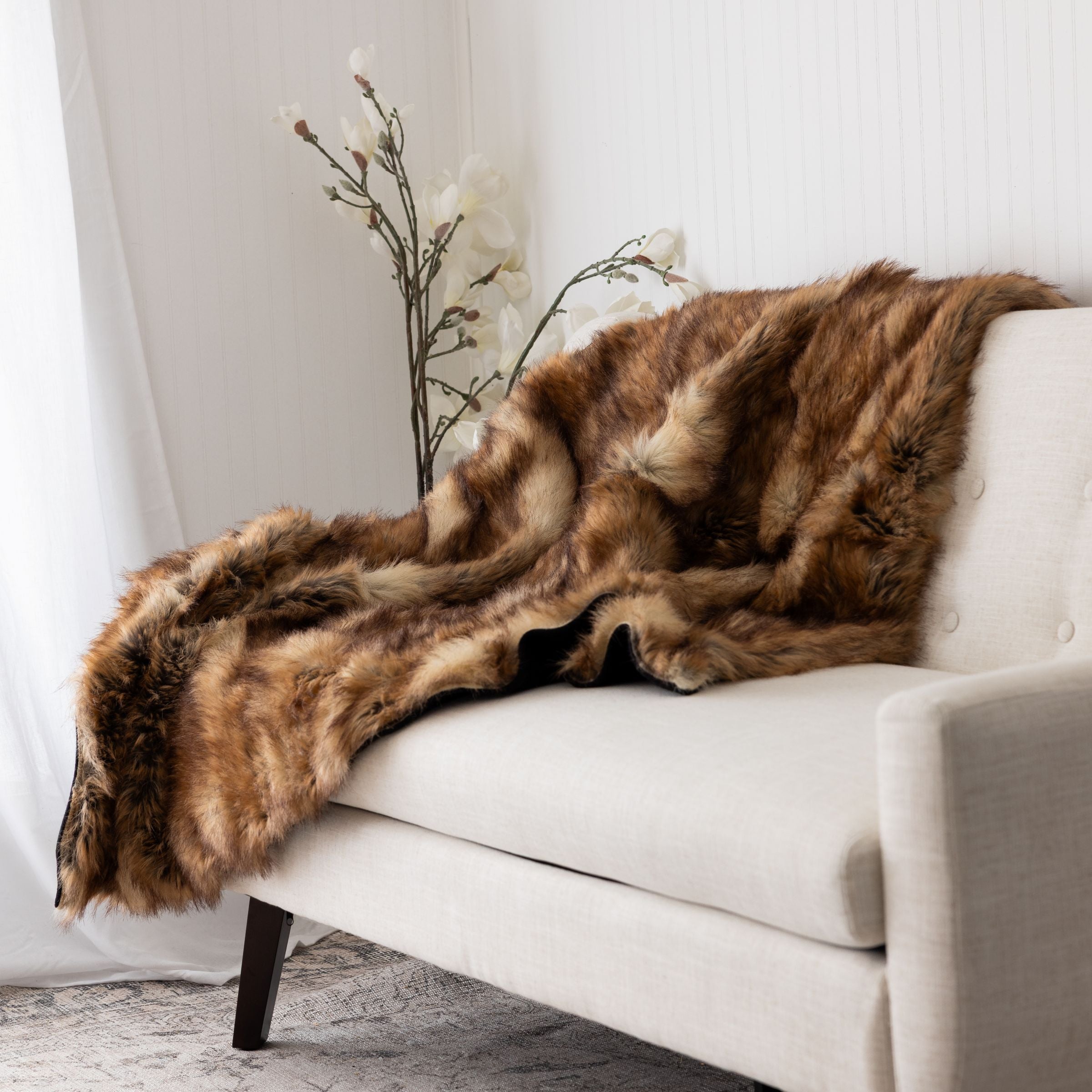 Arctic Faux Fur Blanket